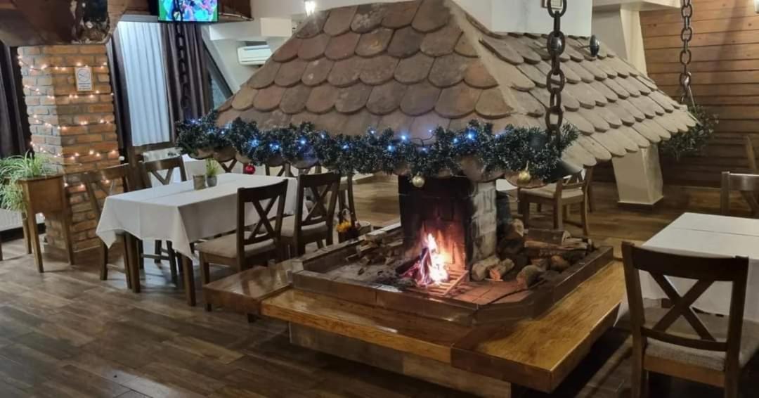 Hotel Babino Brdo Derventa Екстер'єр фото