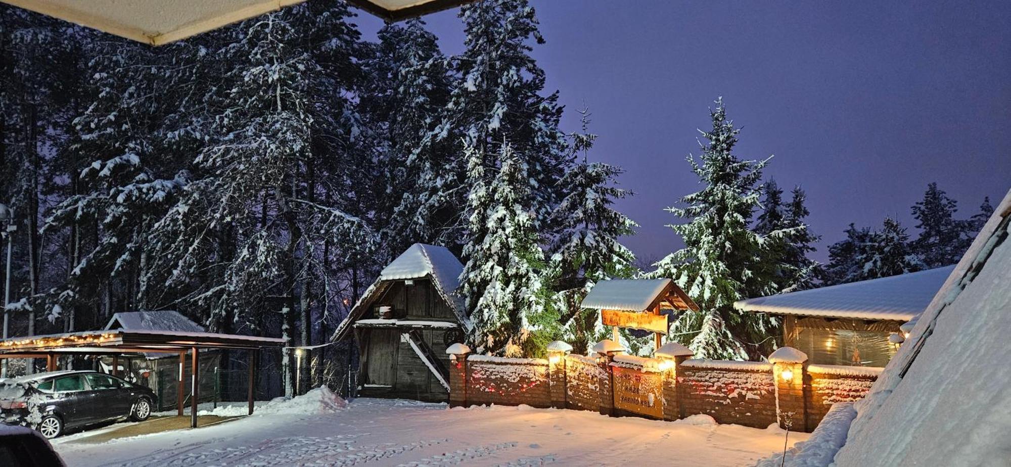 Hotel Babino Brdo Derventa Екстер'єр фото
