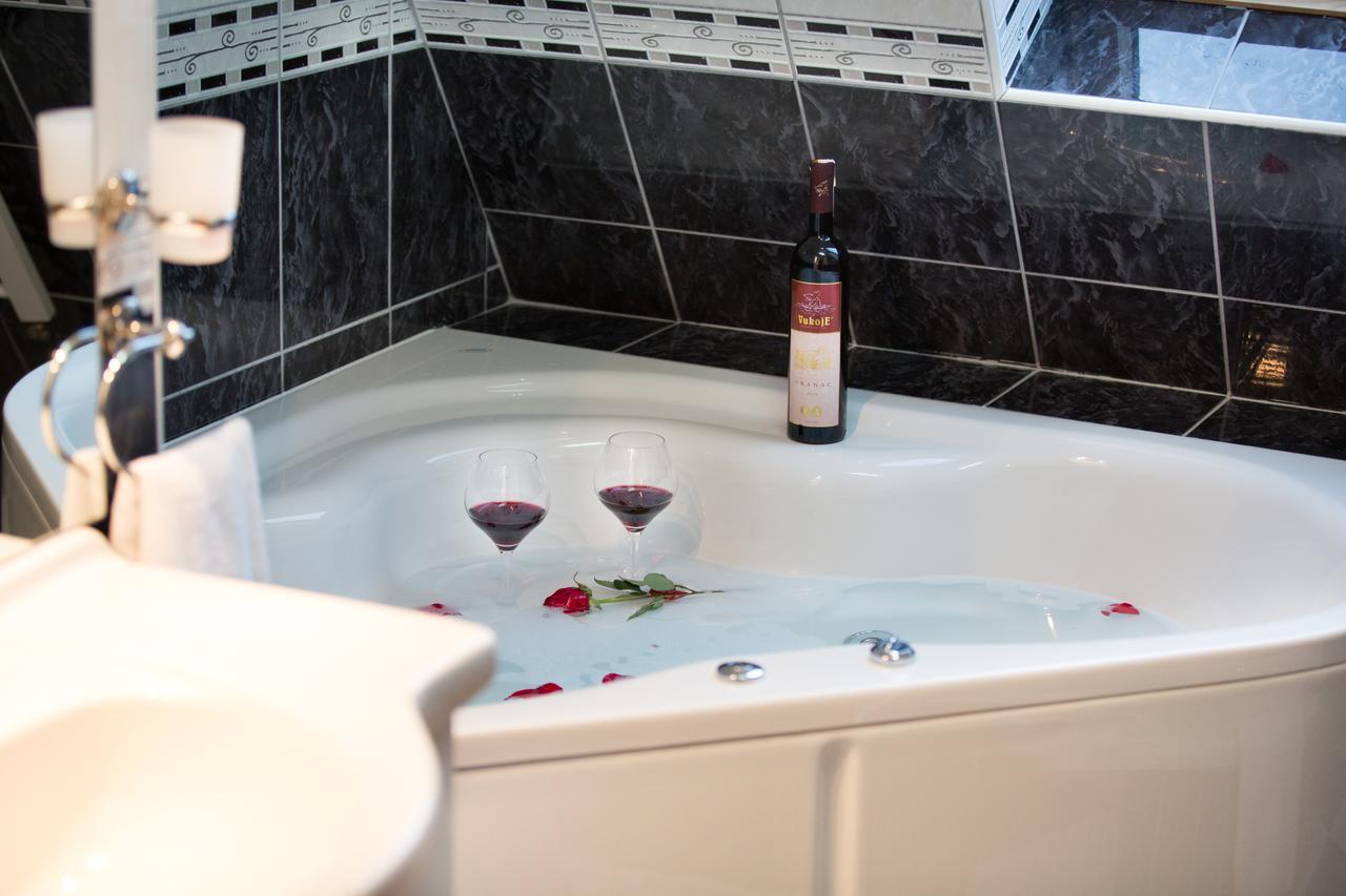 Hotel Babino Brdo Derventa Екстер'єр фото