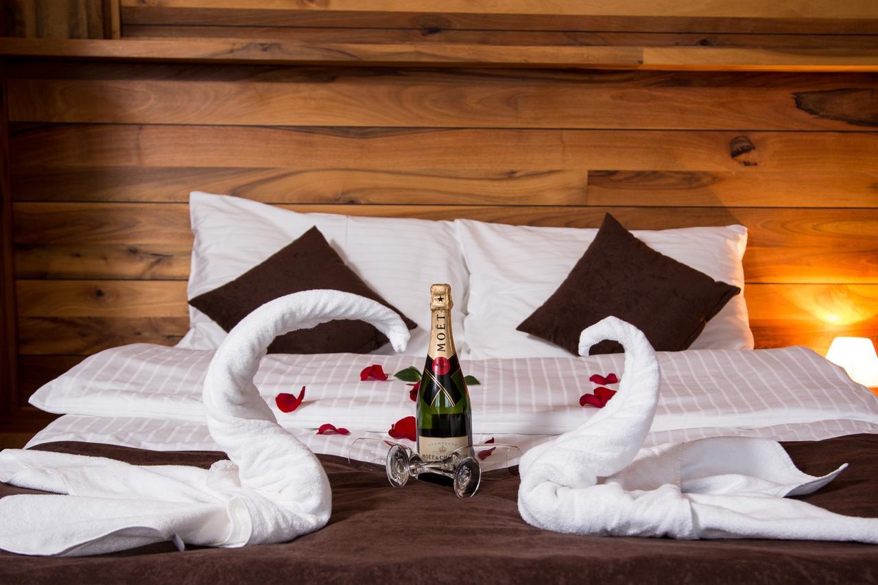 Hotel Babino Brdo Derventa Екстер'єр фото