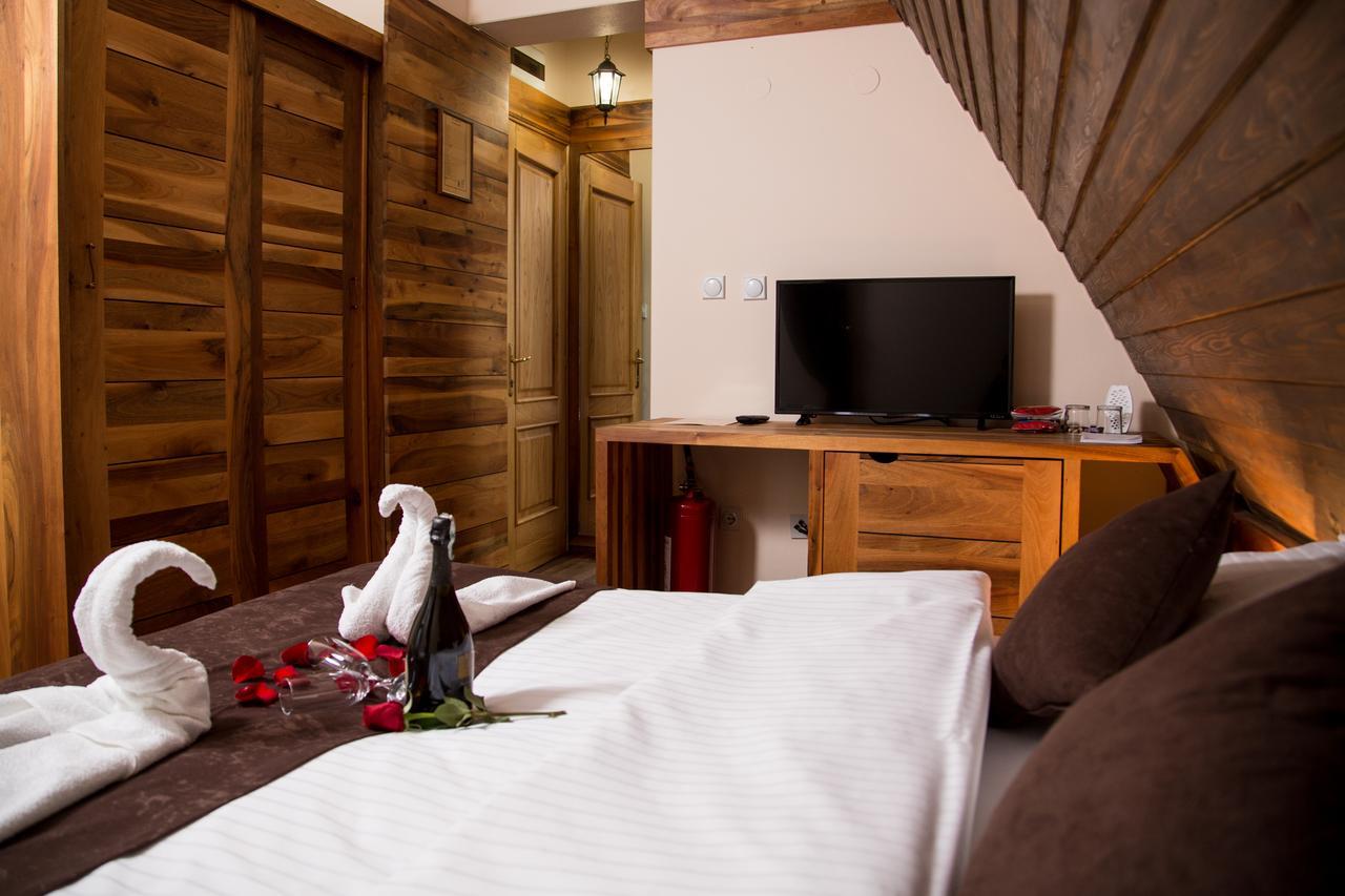 Hotel Babino Brdo Derventa Екстер'єр фото